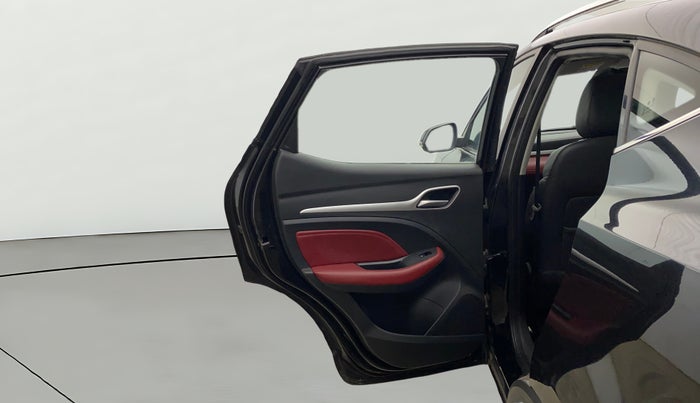 2023 MG ASTOR SAVVY 1.3 TURBO AT S RED, Petrol, Automatic, 32,722 km, LHS Rear Door