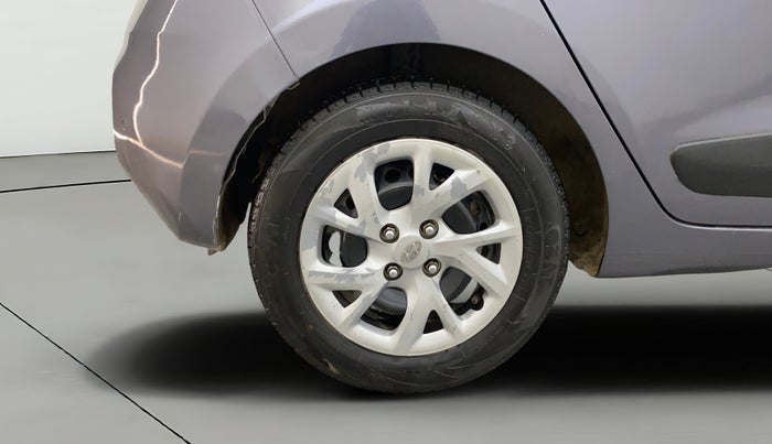 2017 Hyundai Grand i10 SPORTZ 1.2 KAPPA VTVT, CNG, Manual, 85,456 km, Right Rear Wheel