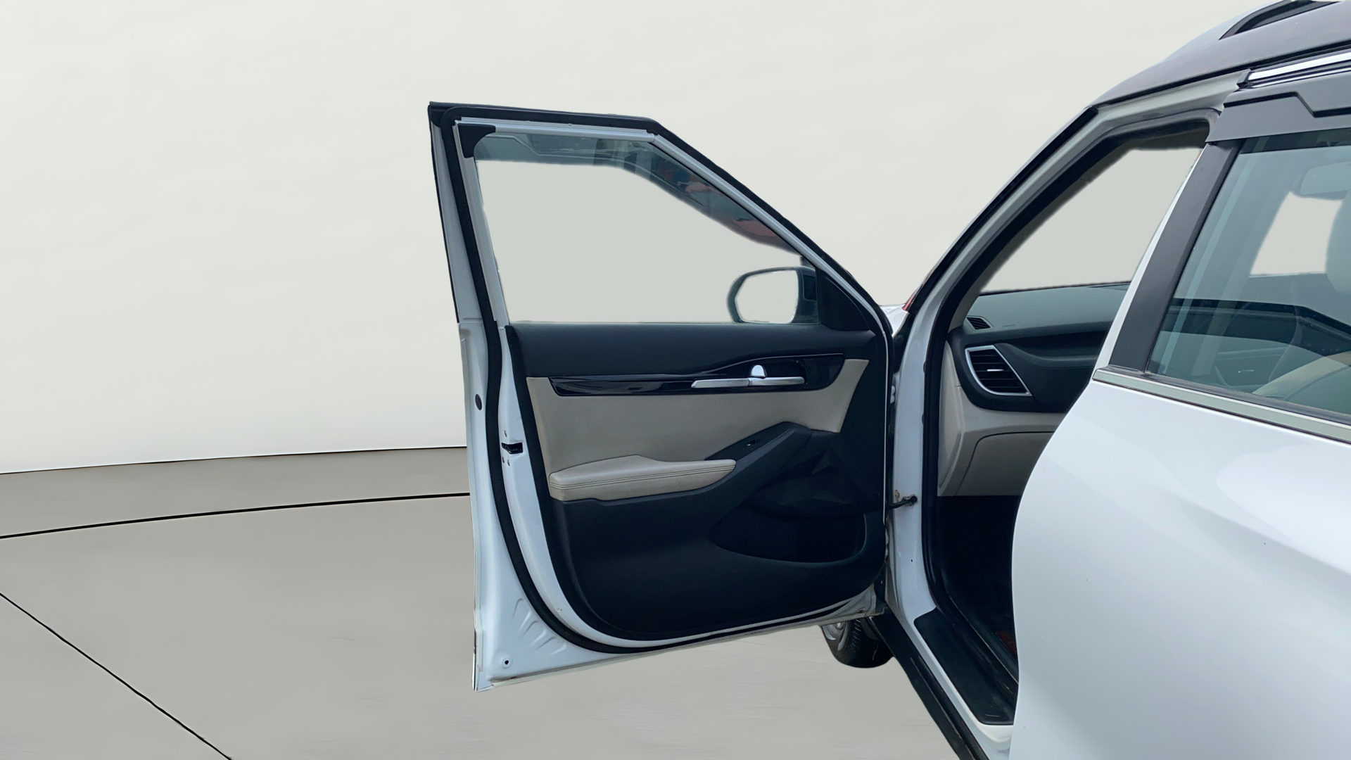 camera-LHS-Front-Door