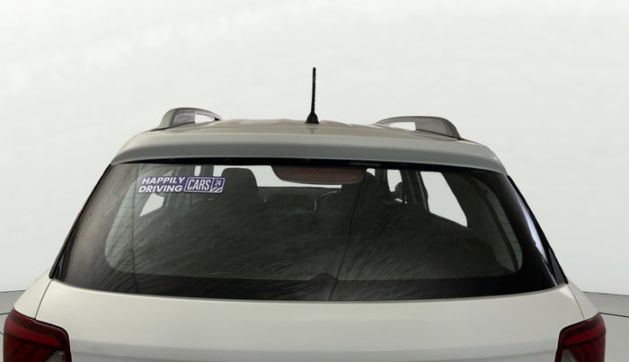 2021 Hyundai VENUE S 1.2, Petrol, Manual, 34,800 km, Rear Windshield