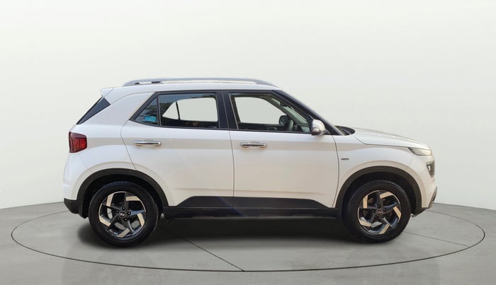 2019 Hyundai VENUE SX PLUS 1.0 TURBO DCT, Petrol, Automatic, 44,898 km, Right Side View