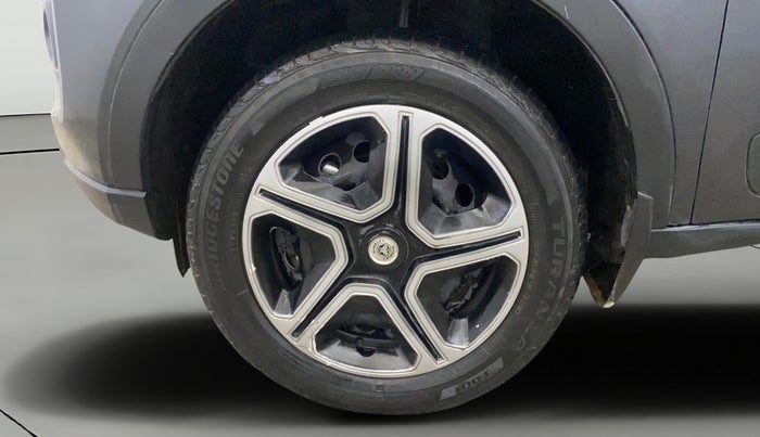 2021 Tata NEXON XMA PETROL, Petrol, Automatic, 39,115 km, Left Front Wheel