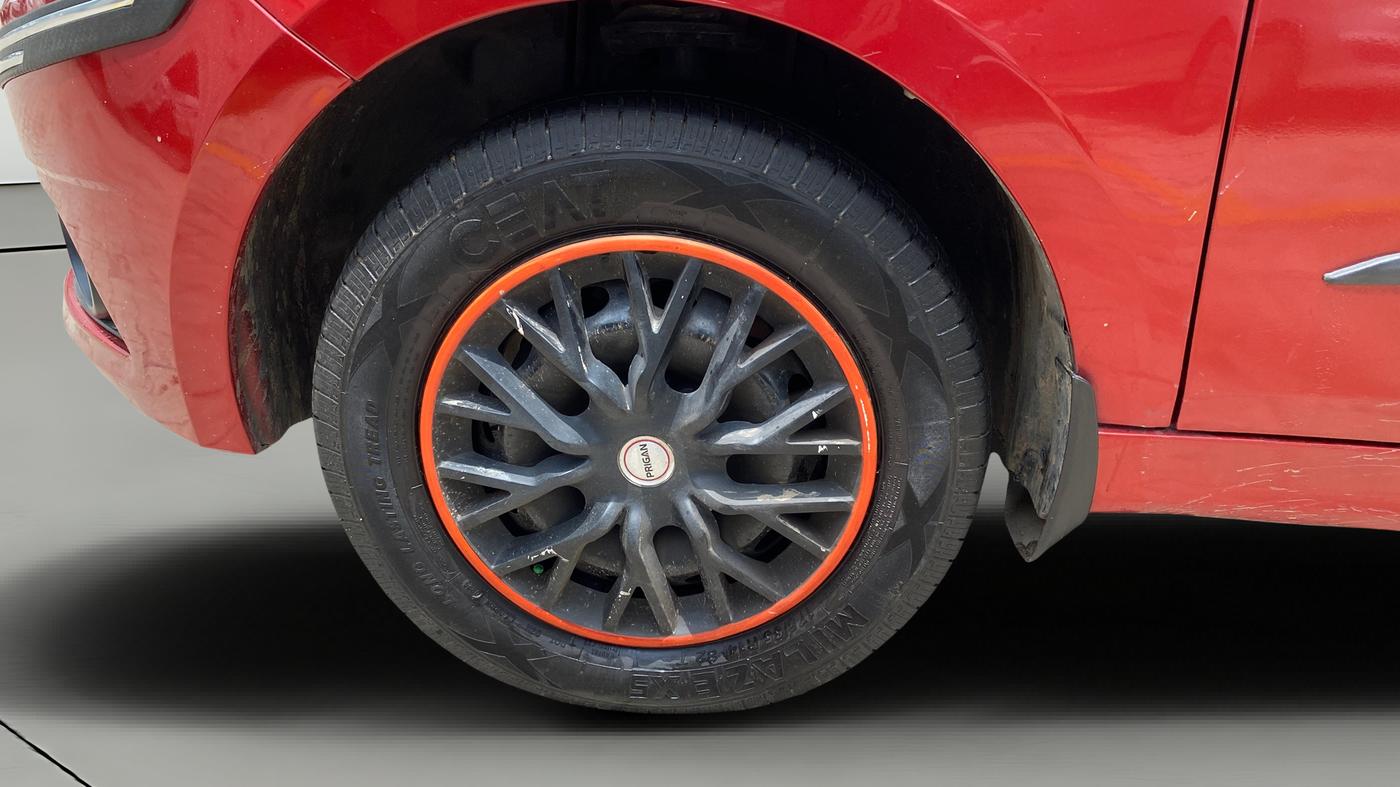 2018 Tata TIGOR XM PETROL, CNG, Manual, 92,069 km, Left Front Wheel
