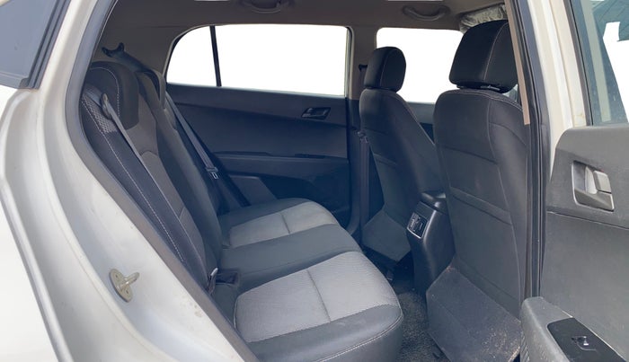 2017 Hyundai Creta E PLUS 1.6 PETROL, Petrol, Manual, 42,507 km, Right Side Rear Door Cabin