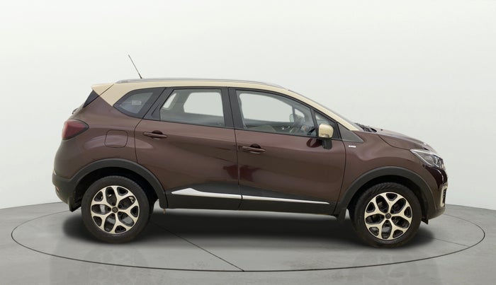 2018 Renault Captur RXT PETROL DUAL TONE, Petrol, Manual, 60,975 km, Right Side View