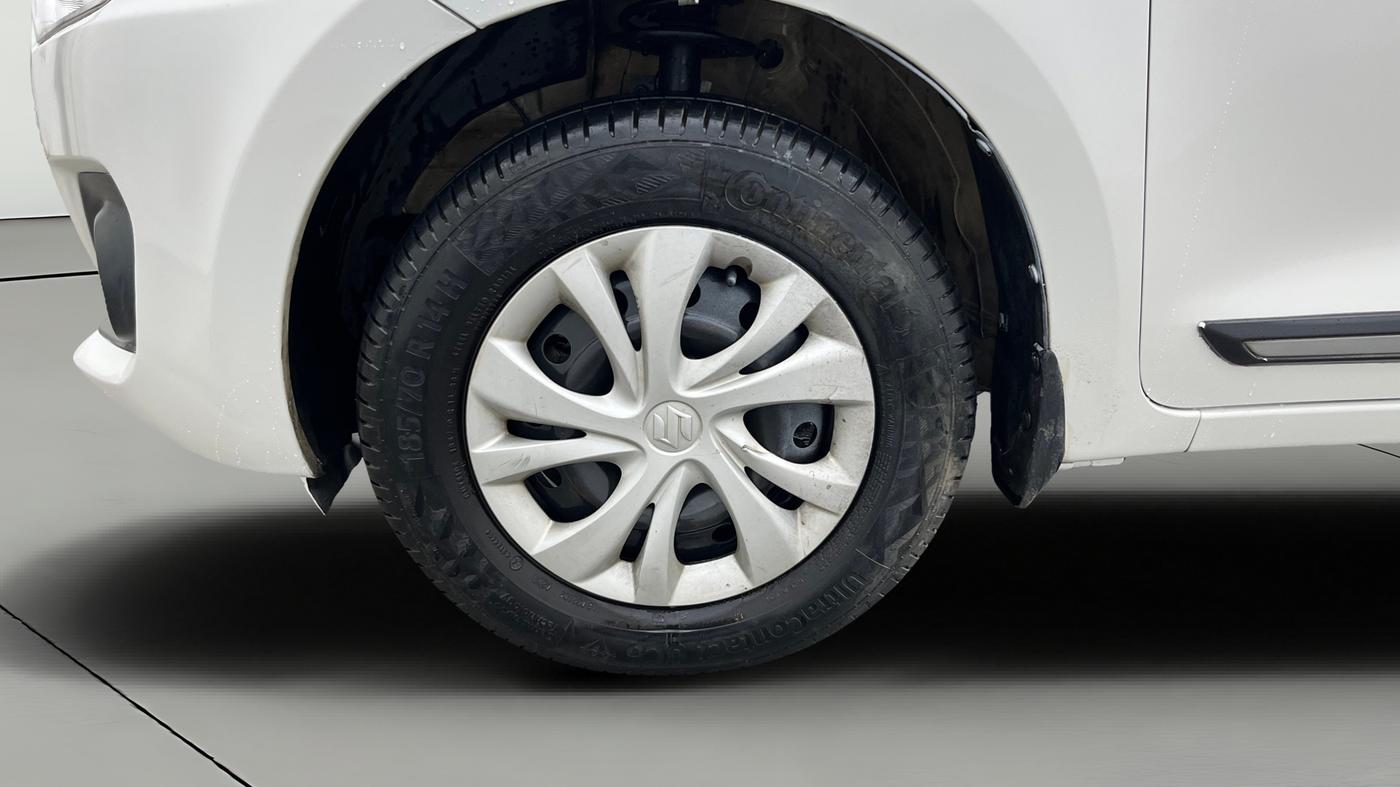 2021 Maruti Swift VXI AMT, Petrol, Automatic, 82,625 km, Left Front Wheel