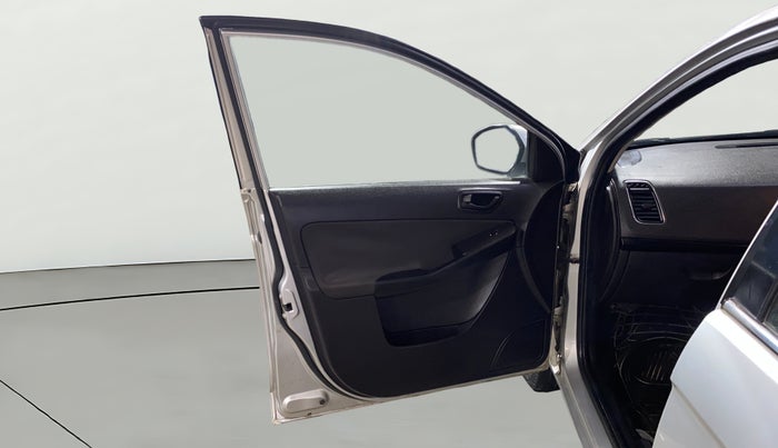 2016 Tata Bolt XM REVOTRON, Petrol, Manual, 55,482 km, LHS Front Door