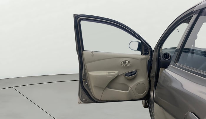 2017 Datsun Go Plus T, Petrol, Manual, 65,431 km, LHS Front Door