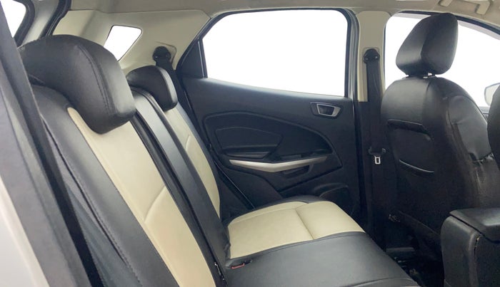 2018 Ford Ecosport TITANIUM 1.5L DIESEL, Diesel, Manual, 1,05,406 km, Right Side Rear Door Cabin