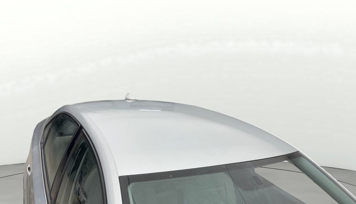 2015 Volkswagen Vento COMFORTLINE 1.6, Petrol, Manual, 90,615 km, Roof