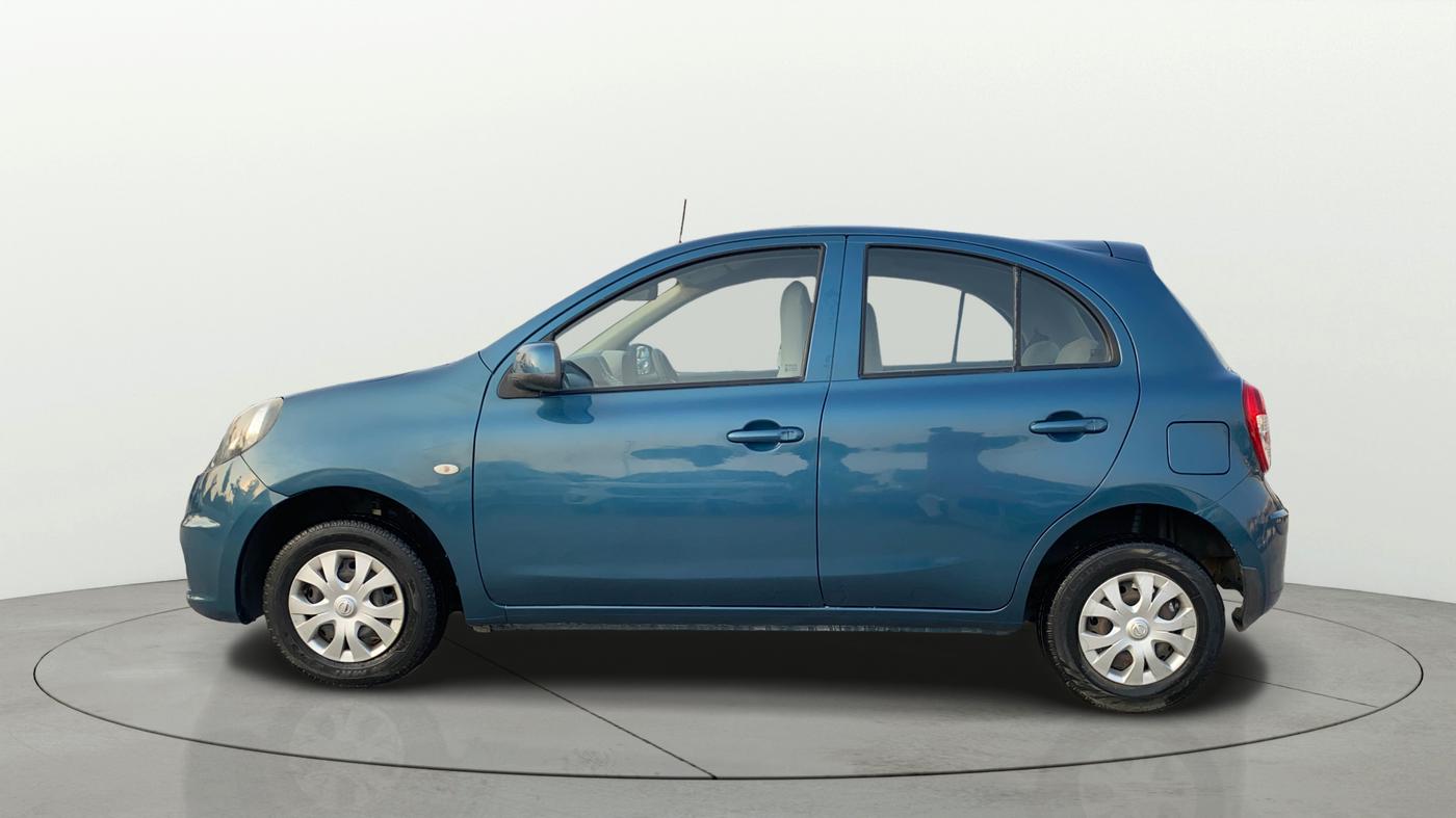 2015 Nissan Micra Active XV, Petrol, Manual, 33,490 km, Left Side
