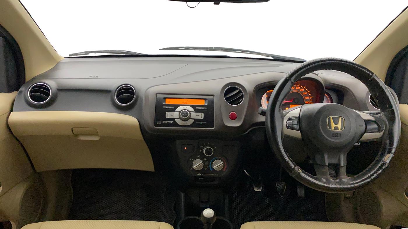 2013 Honda Brio S MT, Petrol, Manual, 83,654 km, Dashboard