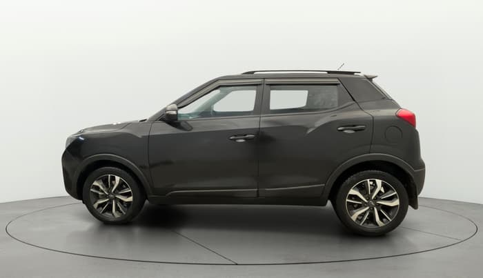 2019 Mahindra XUV300 W8 (O) 1.2 PETROL, Petrol, Manual, 54,222 km, Left Side