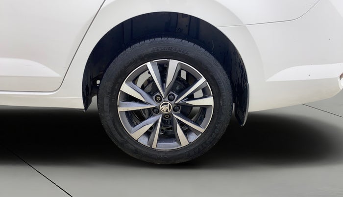 2022 Skoda SLAVIA STYLE 1.0L TSI MT, Petrol, Manual, 68,593 km, Left Rear Wheel