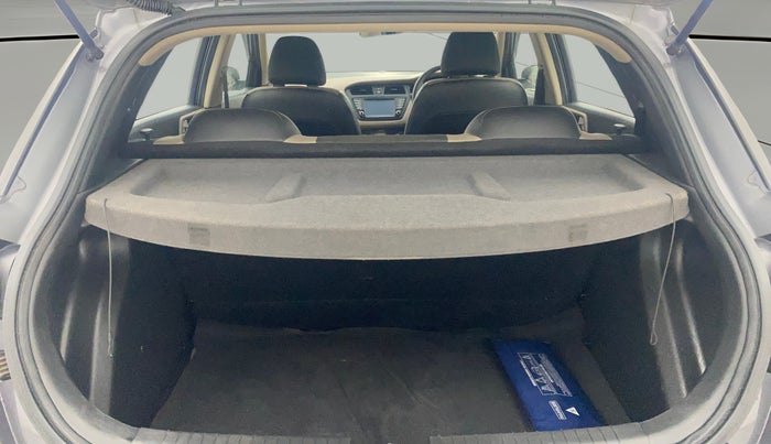 2017 Hyundai Elite i20 ASTA 1.2, Petrol, Manual, 15,586 km, Boot Open Zoomed View