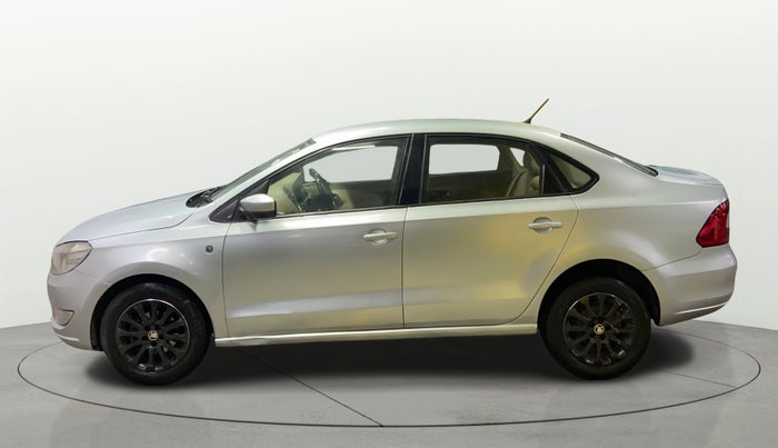 2015 Skoda Rapid 1.5 TDI CR AMBITION PLUS, Diesel, Manual, 1,28,085 km, Left Side