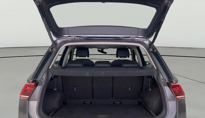 2019 Volkswagen TIGUAN HIGHLINE TDI AT, Diesel, Automatic, 1,11,433 km, Boot Open Zoomed View