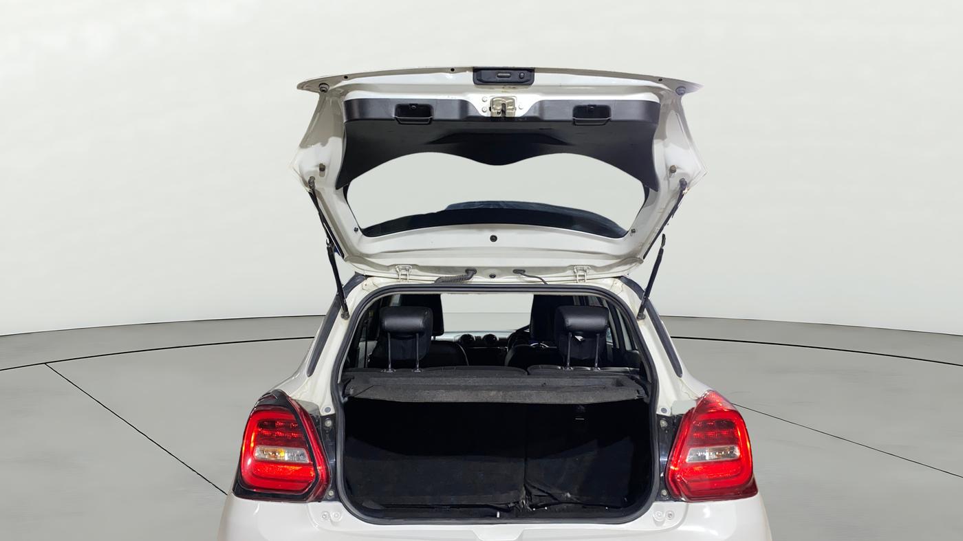 2023 Maruti Swift ZXI PLUS AMT DUAL TONE, Petrol, Automatic, 58,445 km, Boot Open Zoomed View