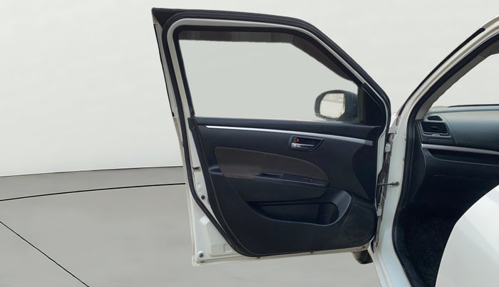 2015 Maruti Swift VXI, Petrol, Manual, 73,731 km, LHS Front Door