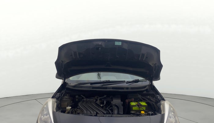 2014 Renault Scala RXL PETROL, Petrol, Manual, 72,419 km, Open Bonet