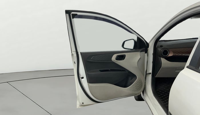 2021 Hyundai AURA S 1.2, Petrol, Manual, 33,902 km, LHS Front Door