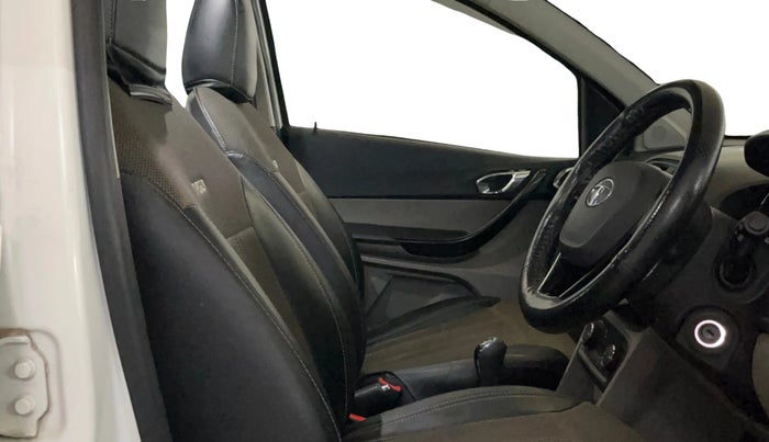 2019 Tata Tiago XZ PLUS PETROL, Petrol, Manual, 68,757 km, Right Side Front Door Cabin