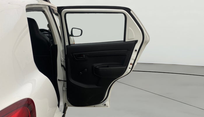 2024 Maruti S PRESSO VXI (O), Petrol, Manual, 2,606 km, RHS Rear Door
