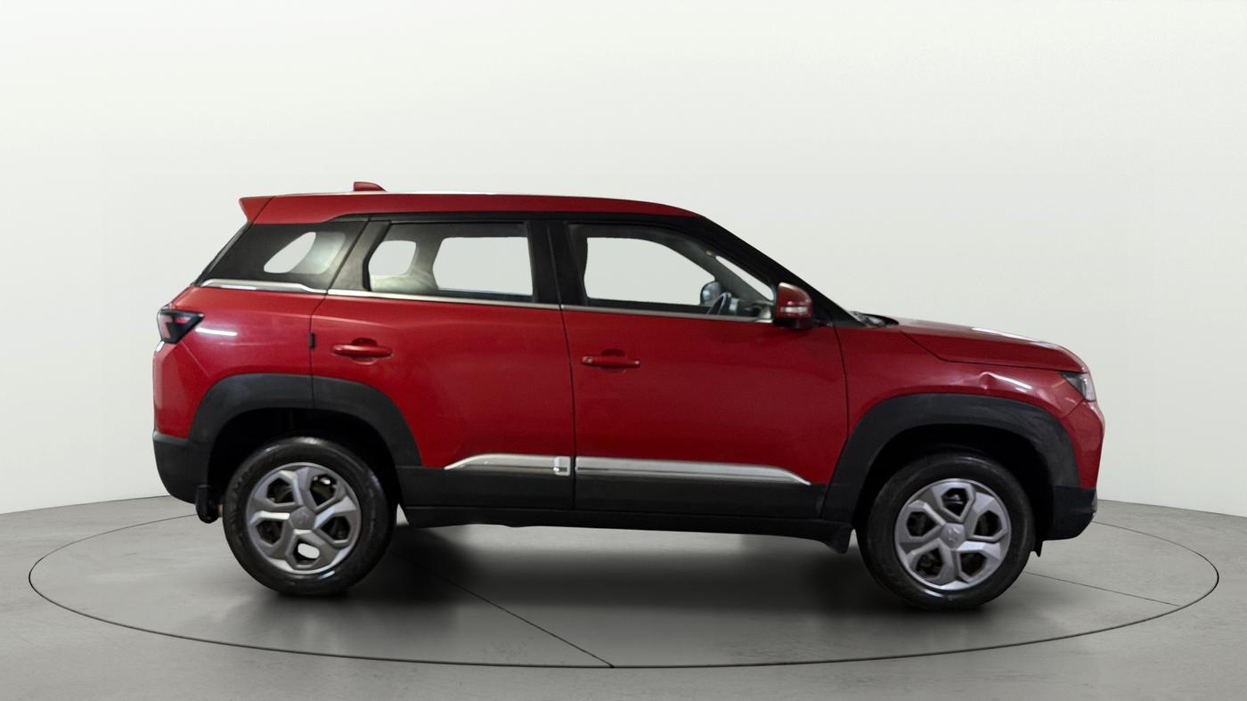 2022 Maruti BREZZA VXI AT SMART HYBRID, Petrol, Automatic, 46,162 km, Right Side View