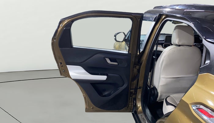 2023 Tata PUNCH CREATIVE  AMT, Petrol, Automatic, 11,807 km, LHS Rear Door