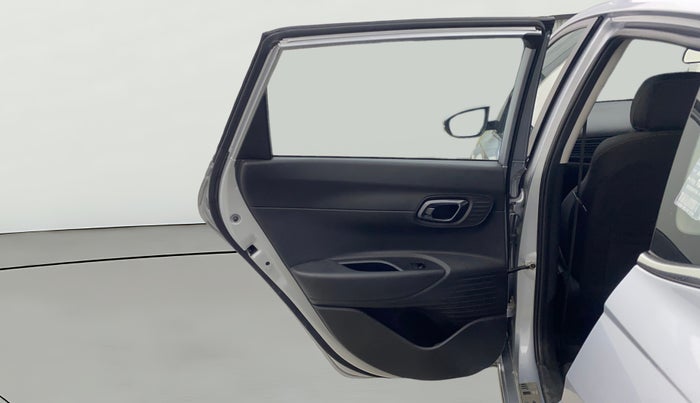 2022 Hyundai NEW I20 SPORTZ 1.2 AT, Petrol, Automatic, 25,306 km, LHS Rear Door