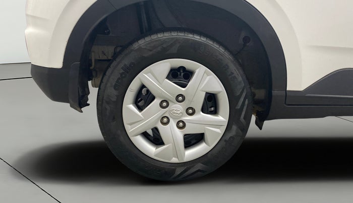 2021 Hyundai VENUE S+ 1.2, Petrol, Manual, 8,602 km, Right Rear Wheel