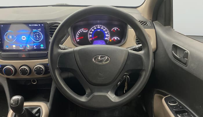 2017 Hyundai Grand i10 MAGNA 1.2 KAPPA VTVT, Petrol, Manual, 1,12,589 km, Steering Wheel Close Up