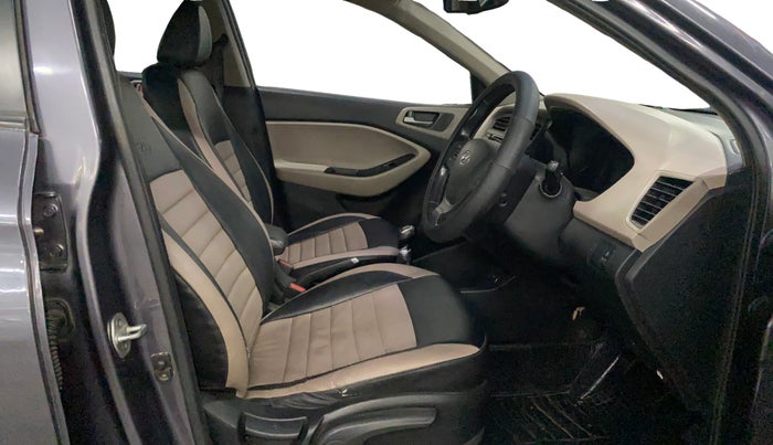 2014 Hyundai Elite i20 SPORTZ 1.2 (O), Petrol, Manual, 78,091 km, Right Side Front Door Cabin