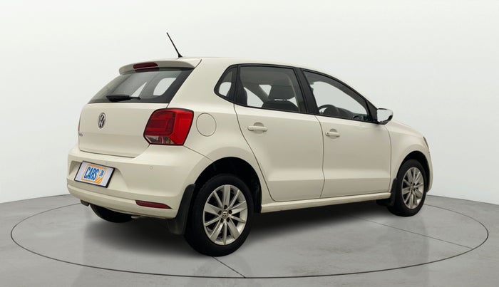 2016 Volkswagen Polo HIGHLINE1.2L, Petrol, Manual, 49,456 km, Right Back Diagonal