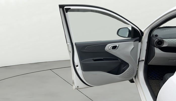 2023 Hyundai GRAND I10 NIOS SPORTZ 1.2 KAPPA VTVT, CNG, Manual, 31,918 km, LHS Front Door