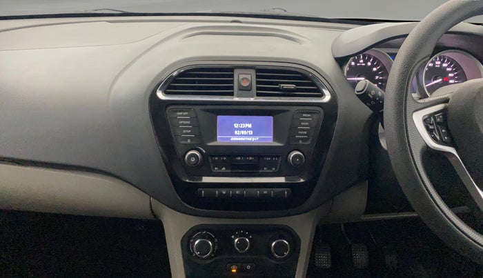 2017 Tata Tiago XZ PETROL, Petrol, Manual, 49,870 km, Air Conditioner