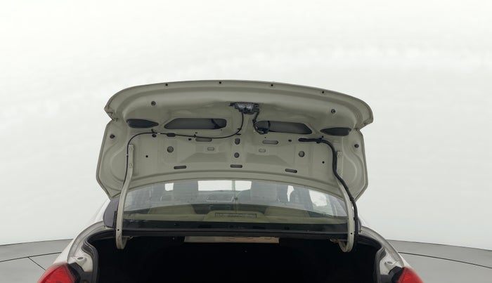 2017 Maruti Ciaz VXI, Petrol, Manual, 97,745 km, Boot Door Open