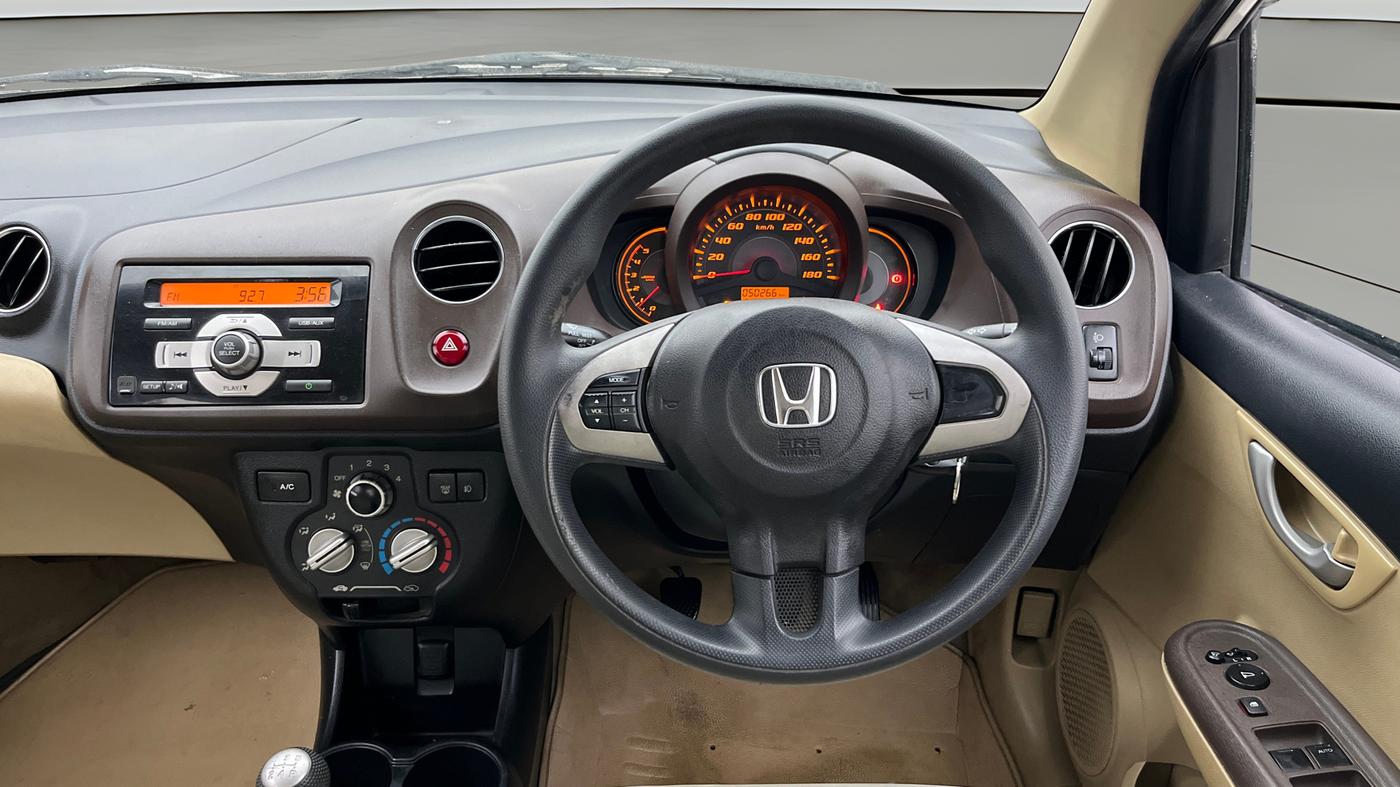 2014 Honda Amaze 1.5L I-DTEC VX, Diesel, Manual, 50,237 km, Steering Wheel Close Up