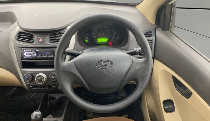 2015 Hyundai Eon ERA +, Petrol, Manual, 69,409 km, Steering Wheel Close Up