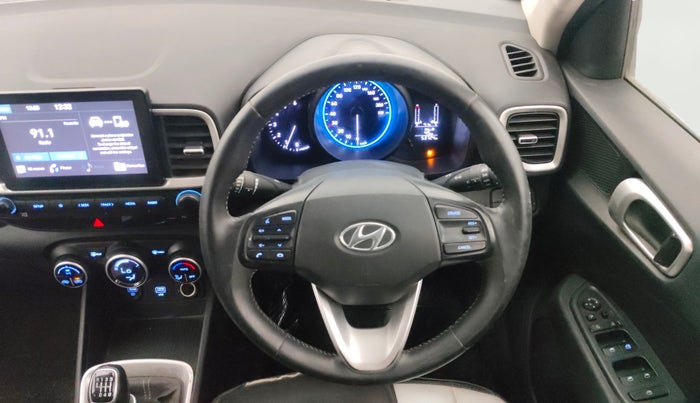 2019 Hyundai VENUE SX 1.4 CRDI, Diesel, Manual, 53,723 km, Steering Wheel Close Up