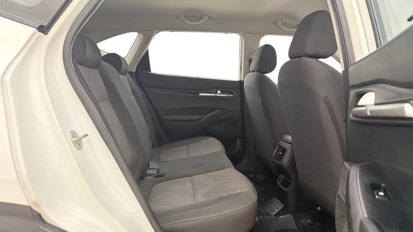 2019 KIA SELTOS HTK PLUS 1.5, Petrol, Manual, 60,118 km, Right Side Rear Door Cabin