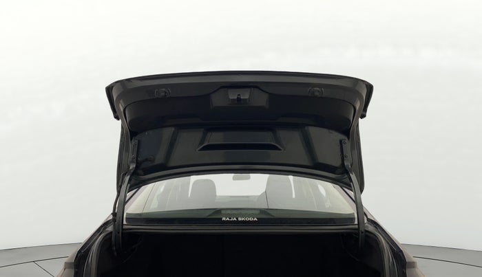 2022 Skoda SLAVIA AMBITION 1.0L TSI AT, Petrol, Automatic, 39,996 km, Boot Door Open