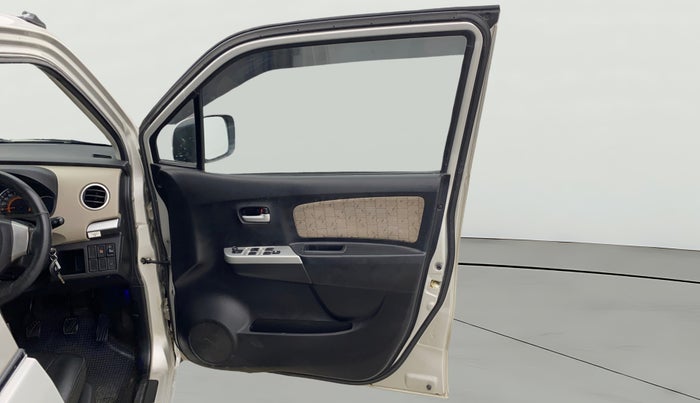 2015 Maruti Wagon R 1.0 VXI, Petrol, Manual, 44,001 km, RHS Front Door