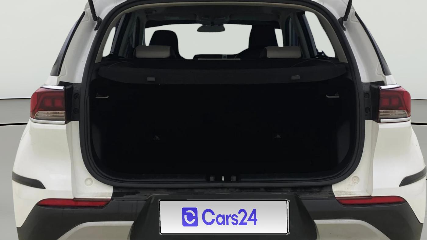 2022 KIA SONET HTX 1.5 AT, Diesel, Automatic, 79,853 km, Boot Open Zoomed View