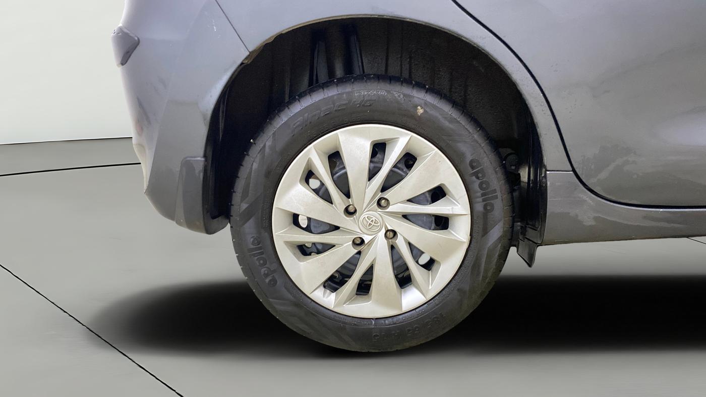 2023 Toyota Glanza S, Petrol, Manual, 32,800 km, Right Rear Wheel