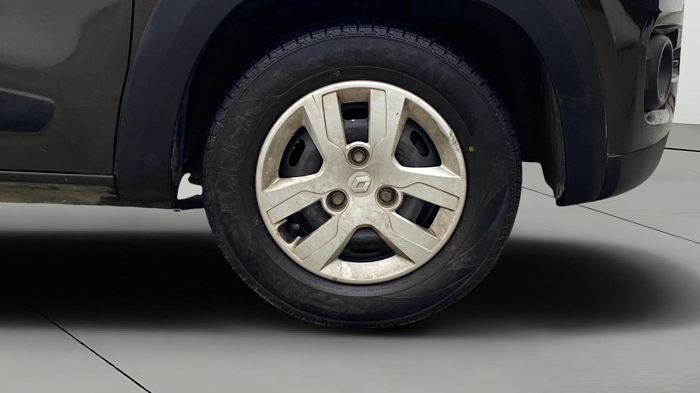 2016 Renault Kwid RXT 0.8, Petrol, Manual, 22,183 km, Right Front Wheel