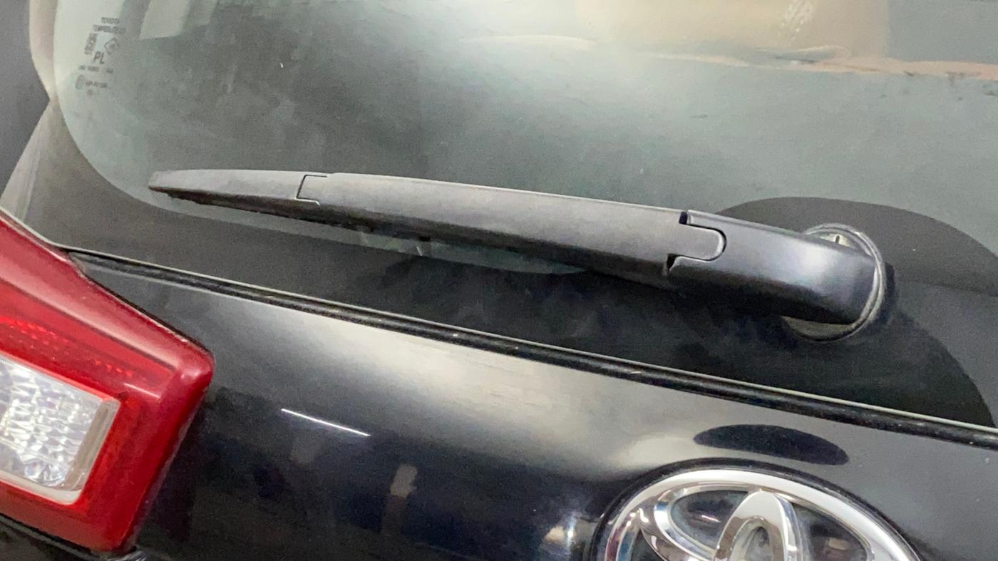 2022 Toyota Innova Crysta 2.7 GX AT 7 STR, Petrol, Automatic, 28,249 km, Rear Wiper