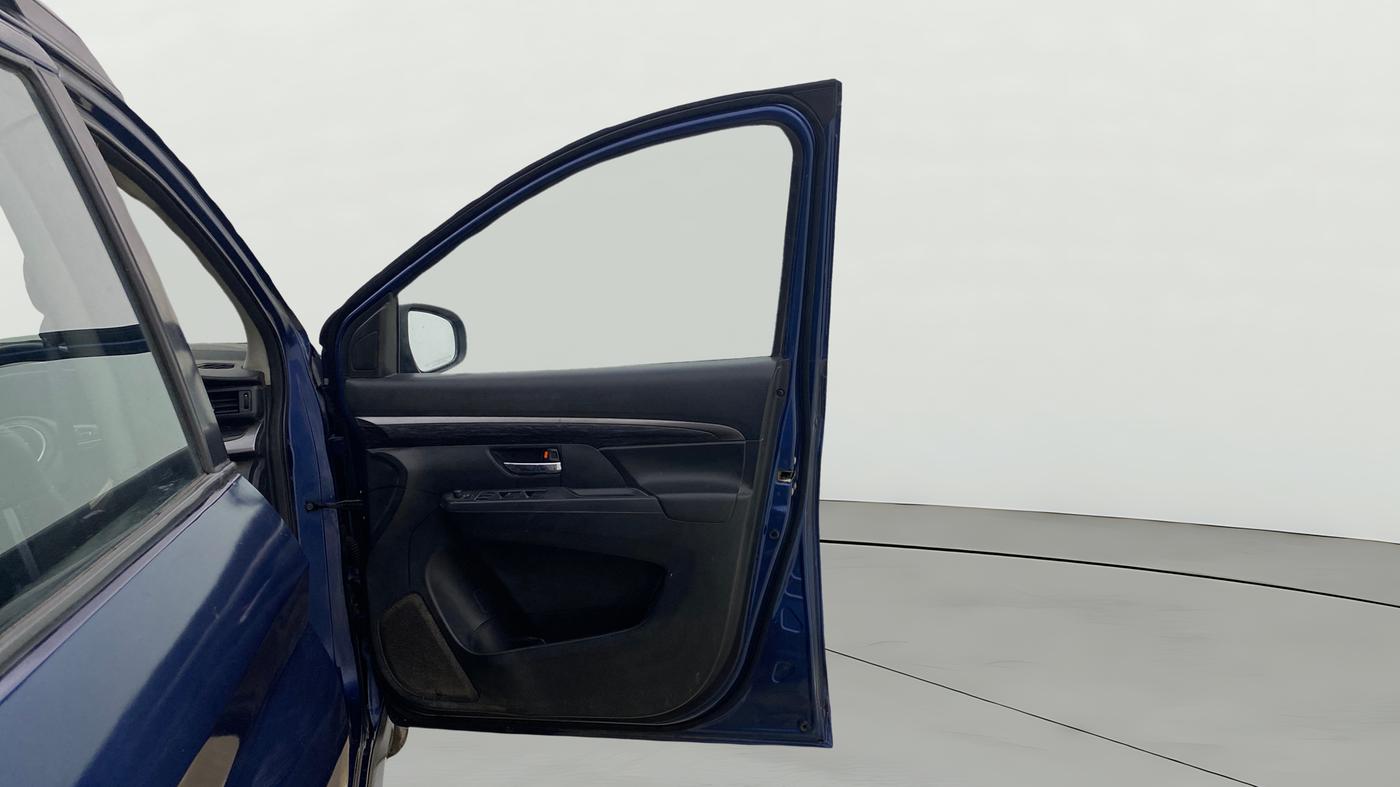 2019 Maruti XL6 ALPHA MT, Petrol, Manual, 86,749 km, RHS Front Door