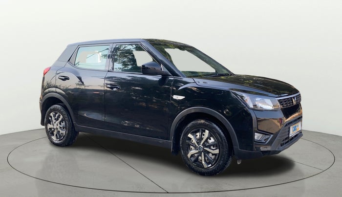 2023 Mahindra XUV300 W4 1.5 DIESEL, Diesel, Manual, 43,274 km, Right Front Diagonal