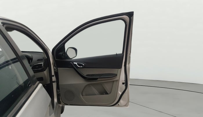 2018 Tata Tiago XZA PETROL, Petrol, Automatic, 23,052 km, RHS Front Door